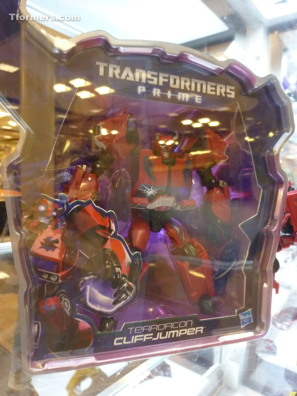 San Diego Comic Con 2012 Exclusive Terrorcon Cliffjumper  (32 of 134)